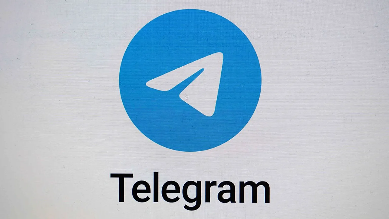 Methods for adding friends in bulk on Telegram and the advantages of adding followers globally
